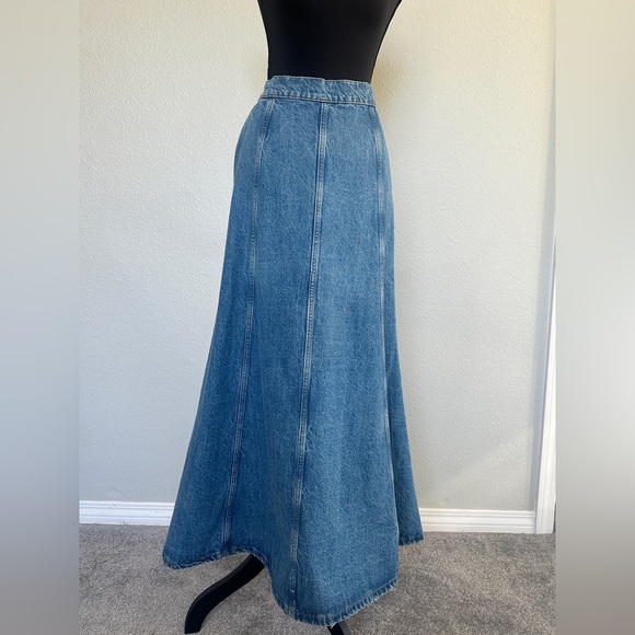 Zara Dresses & Skirts - Zara Blue Denim Maxi Skirt with side pockets